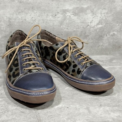L'Artiste by Spring Step Libbi Leopard Print Sneaker Blue Cap Toe Women's Size 9