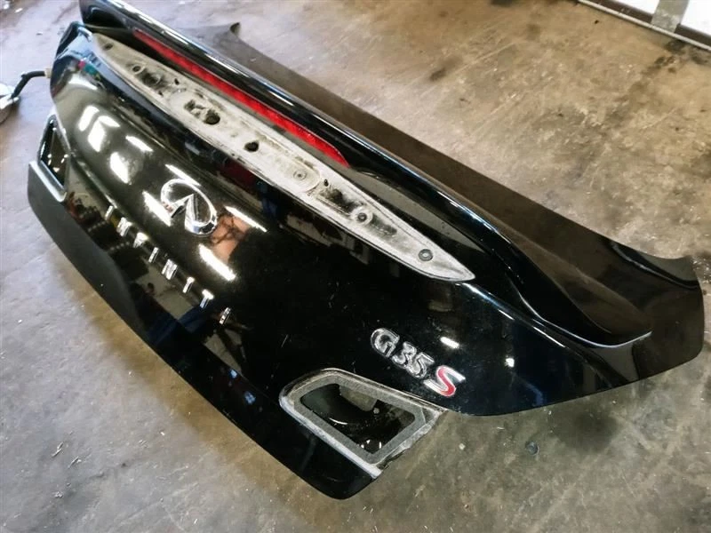 07-13 INFINITI G35 S SEDAN REAR TRUNK LID ASSEMBLY BLACK OEM USED TESTED - Image 3 of 4