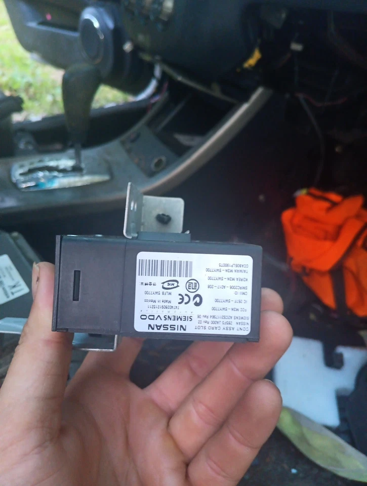 2008 Altima Ecm Bcm - Image 2 of 4
