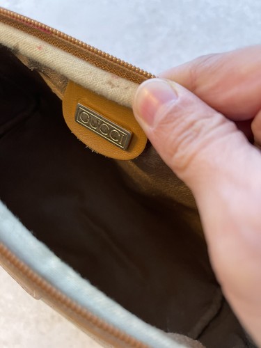 Vintage GUCCI Crossbody Bag - Picture 10 of 12