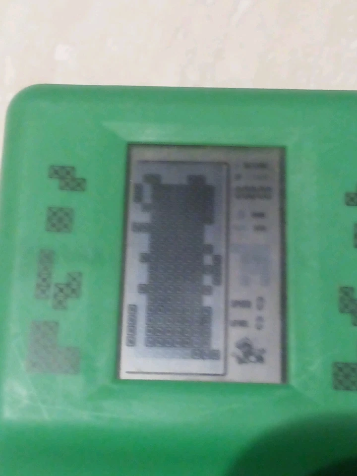 RARE BRICK GAME BEN 10 QX 1132 - Bild 2 von 4