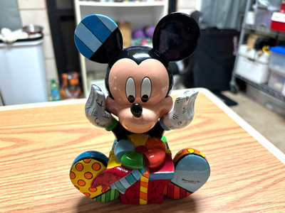 Disney Romero Britto Pop Art Mickey Mouse Opening Gift Present Figurine 7 1/4''