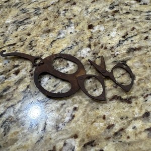 Vintage Folding Scissors "HESUAH" Trade Mark "April 14 1914" Needs Cleaning Cp