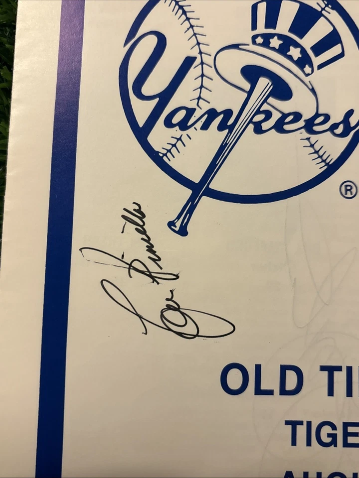 1989 Detroit Tigers NY Yankees Old Timers Program Autograph Piniella Slaughter + - Image 2 of 4