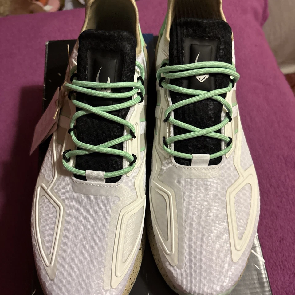 Adidas Star Wars ZX 2K Boost  GZ2760 Size 11 U.K. - Image 2 of 4