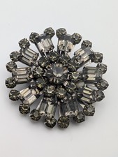 Vintage Rhinestone Flower Starburst Brooch Pin Gray Crystal Silver Tone