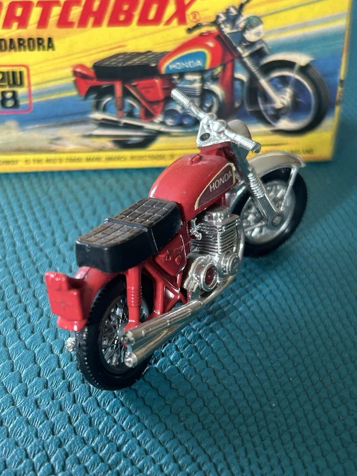 Matchbox Hondarora SF Nr 18 seltenes Rot in OVP Box EXTREM BELIEBT - Bild 2 von 4