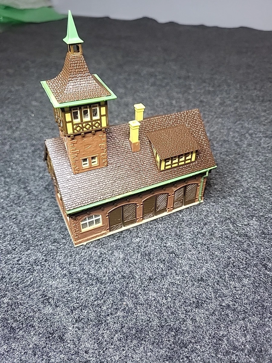 Vollmer N Scale Model Railroad Buildings, Tunnels & Bridges for