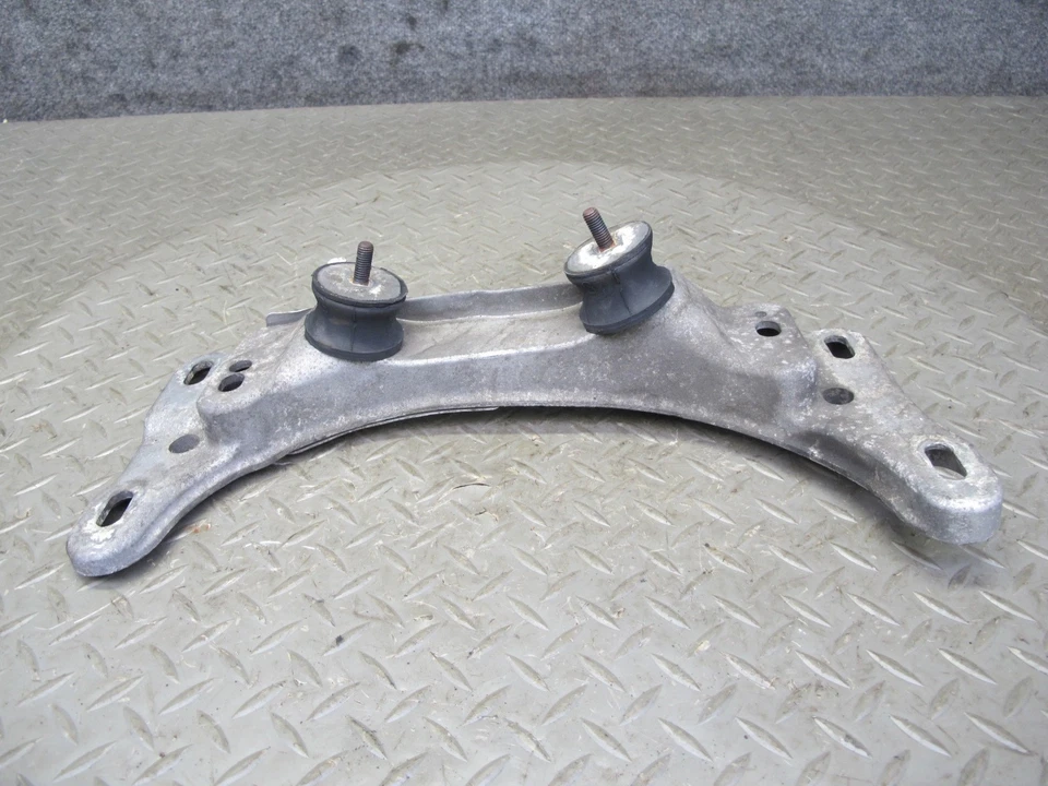 01-06 BMW E46 330ci A/T TRANSMISIÓN AUTOMÁTICA SOPORTE MONTAJE TRAVESAÑO OEM Foto 4 de 4