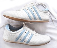 Scarpe da ginnastica vintage taglia 6 Adidas PRAJNA allenamento arti marziali in pelle blu Y2K