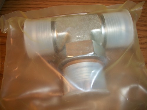 Tee tube by Solar Turbines Incorporated 24146R1 MS24395C16 - Picture 2 of 4