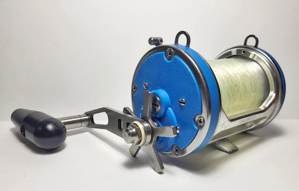 Custom Colors Side Plate for Newell 500 Series Reels - Image 2 of 4