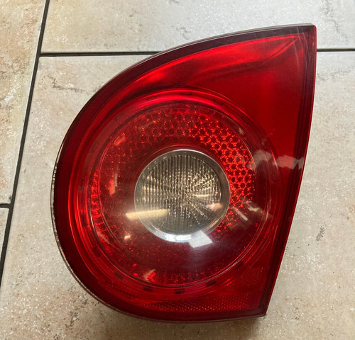 VW Golf 5 V 1K Bj.04 orig. AL Rücklicht innen rechts 1K6945094F 285002