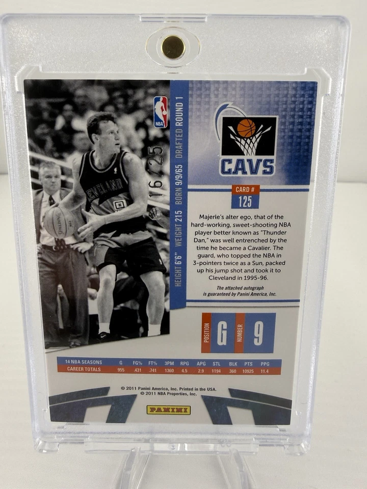 DAN MAJERLE 2010-11 ABSOLUT MEMORABILIA SPECTRUM RETIRADO AUTOMÁTICO/25 *leer* Foto 2 de 4