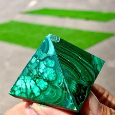 75G Natural malachite Pyramid Chakra Treatment Energy Stone Generator Spiritual