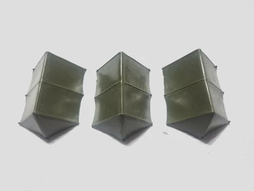 6 MARX BATTLEGROUND AND MARX MILITARY TRAINING PUP TENTS FINE.