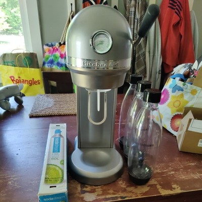KitchenAid KSS1121CU SodaStream Sparkling Beverage Maker Countertop Heavy Duty