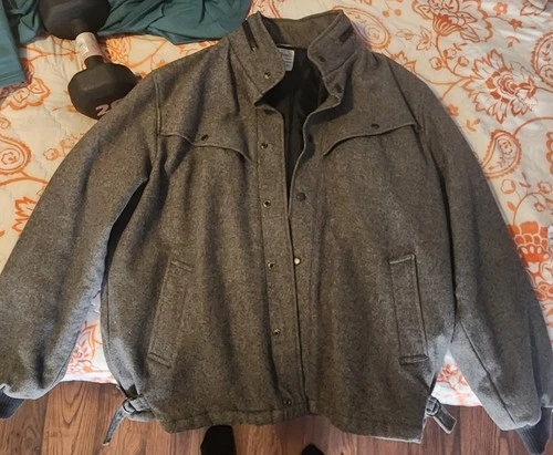  B. Altman & Co. Insulated Gray Wool Jacket. Sz. L - product listing photo