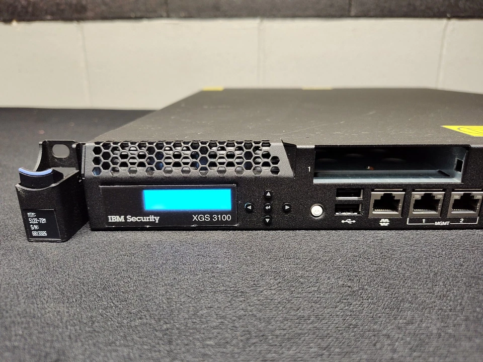 Servidor IBM XGS 3100 5122-72M Intel Pentium B915C @ 1,5 GHz 8 GB RAM SIN SSD Foto 2 de 4