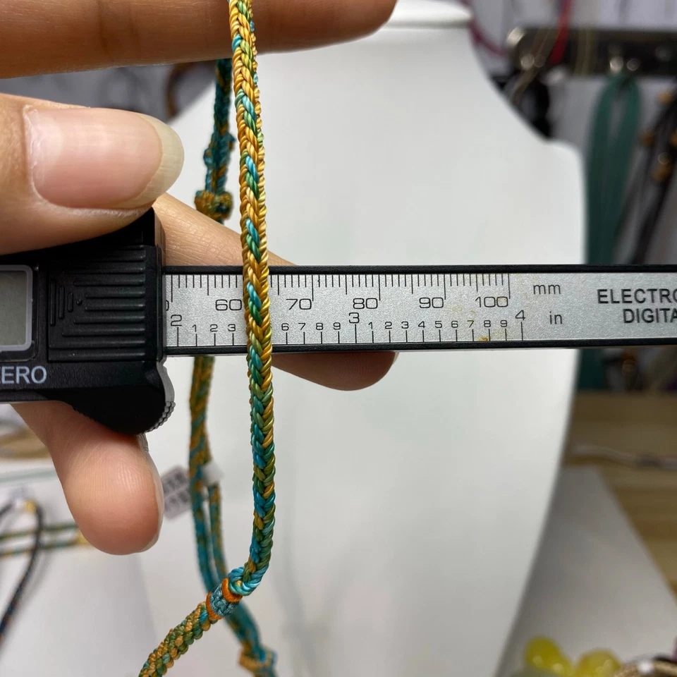 Cuerda collar multicolor de 8 hebras tejido a mano de alta gama Foto 2 de 4