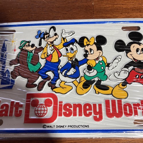Placa de licencia de colección Walt Disney World FL Mickey Mouse Magic Kingdom nueva sellada - Imagen 3 de 7