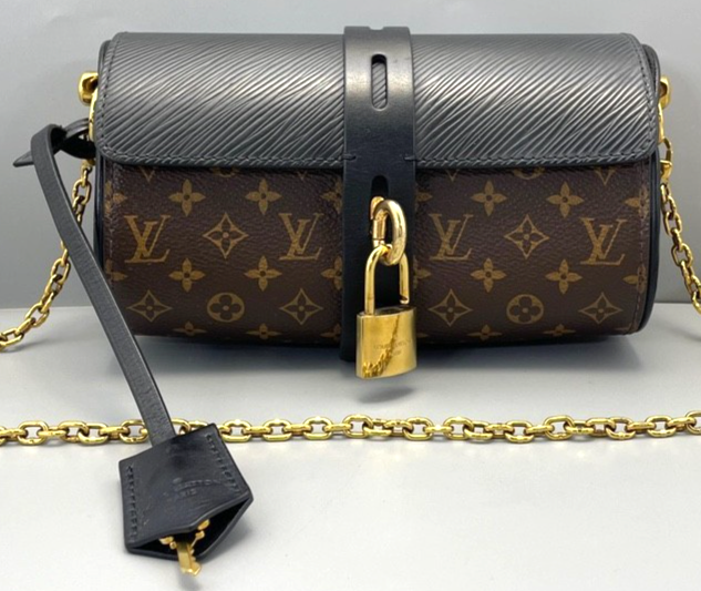 Louis Vuitton Monorgram Lock Chain Strap Shoulder bag Brown Black