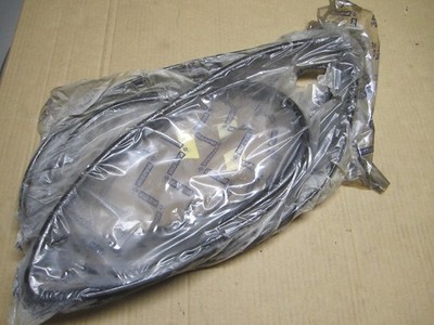Nissan Sunny B11 Dichtung Frontscheibe NOS 72710-04A00 (491)