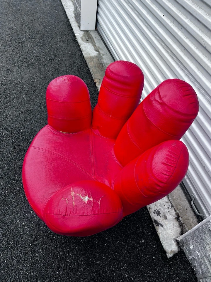 Red Soft Pop Art HAND SHAPED Swivel CHAIR Retro Max West Pickup Only Nj - Image 2 of 4
