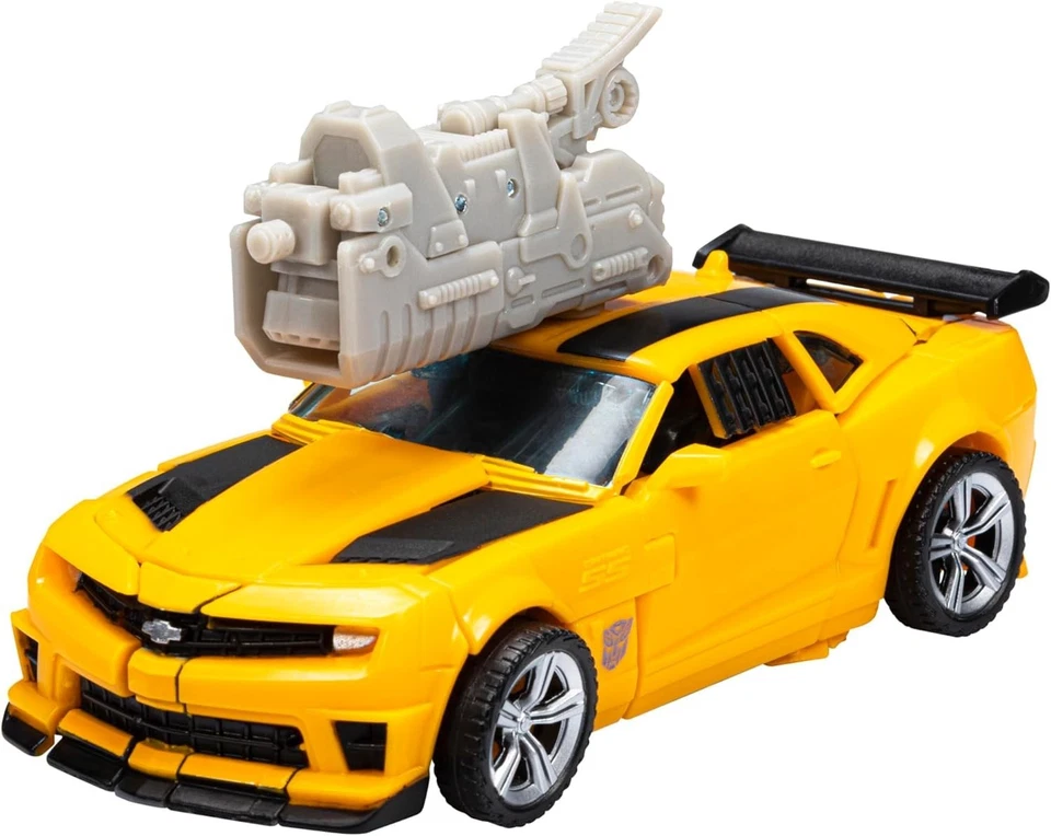 Hasbro Transformers Generations Universal Studios Revenge of the Fallen Bumblebe - Image 2 of 4