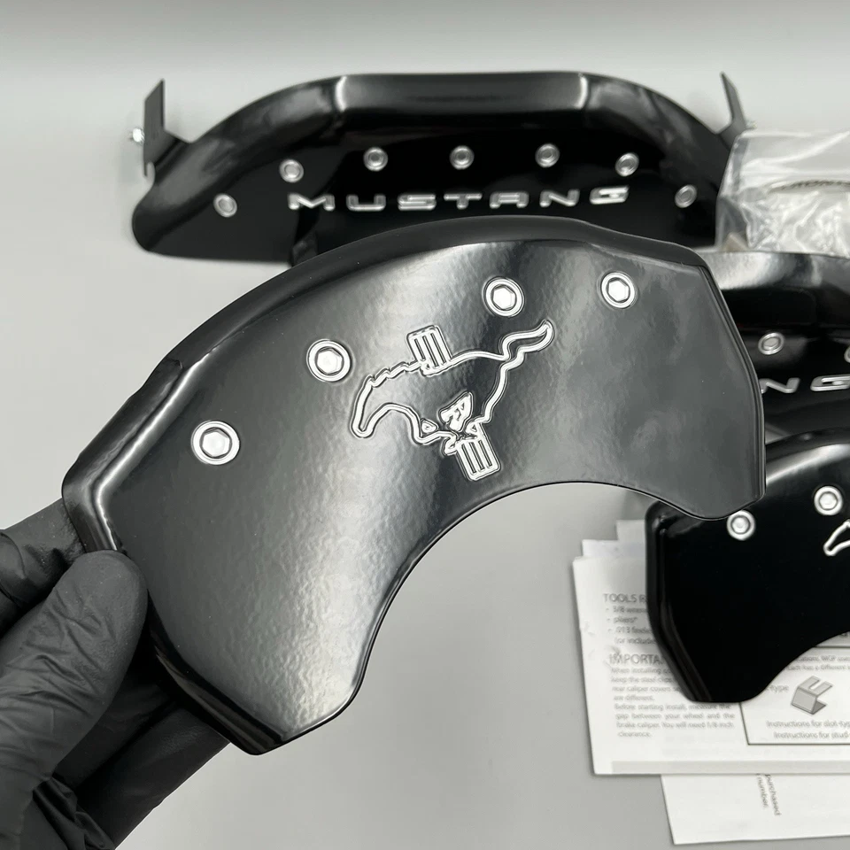 Juego de 4 cubiertas de pinza de freno MGP Ford Mustang (10200S) 2015-23 negro/plateado Foto 3 de 4