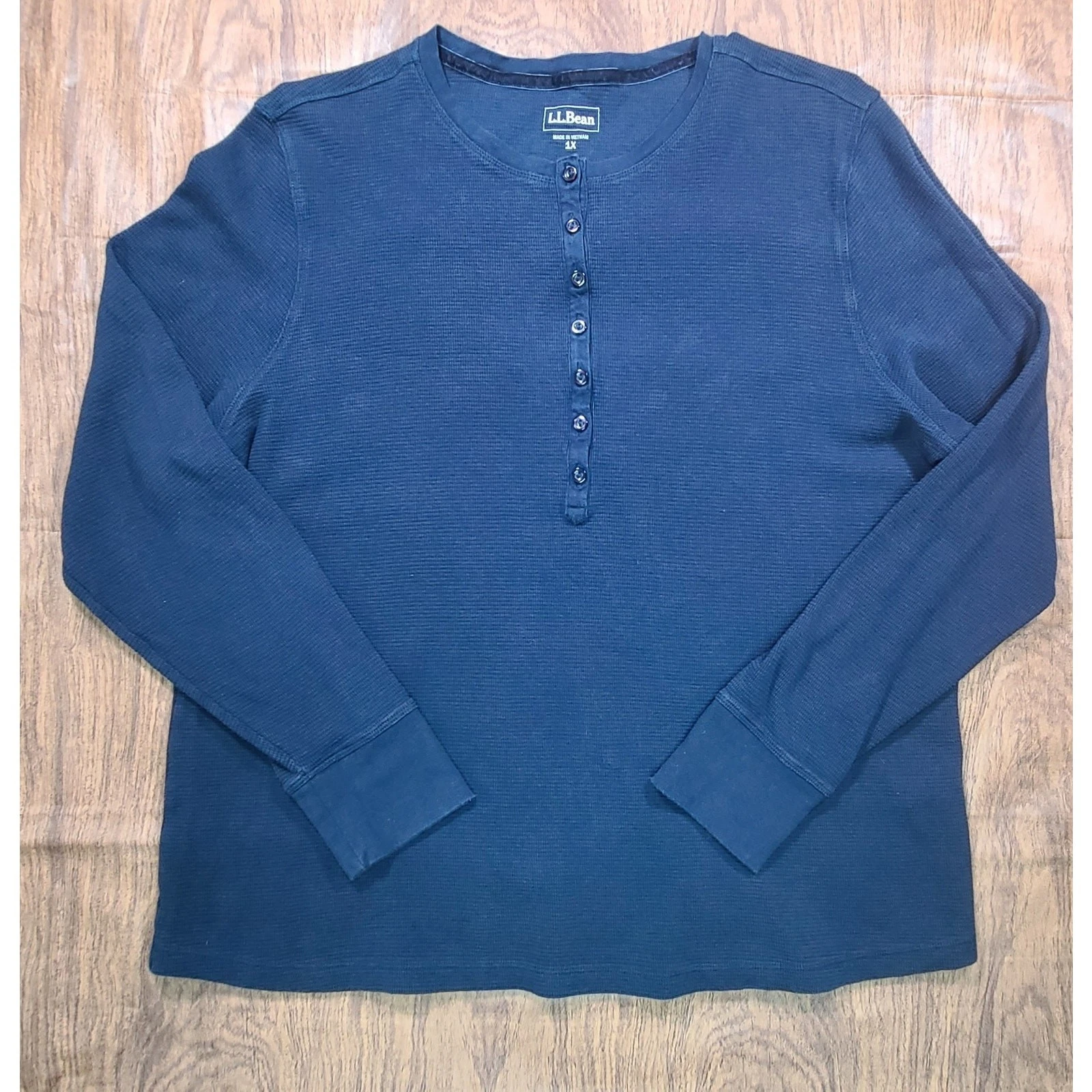 L.L. Bean Women Size 1XL Navy Henley Thermal Base Layer Casual Top Shirt
