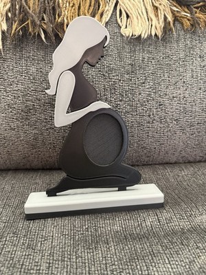 3D Printed Silhouette Pregnancy Ultrasound Holder