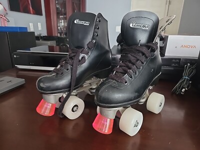 chicago roller skates mens size 5 / R1 t26