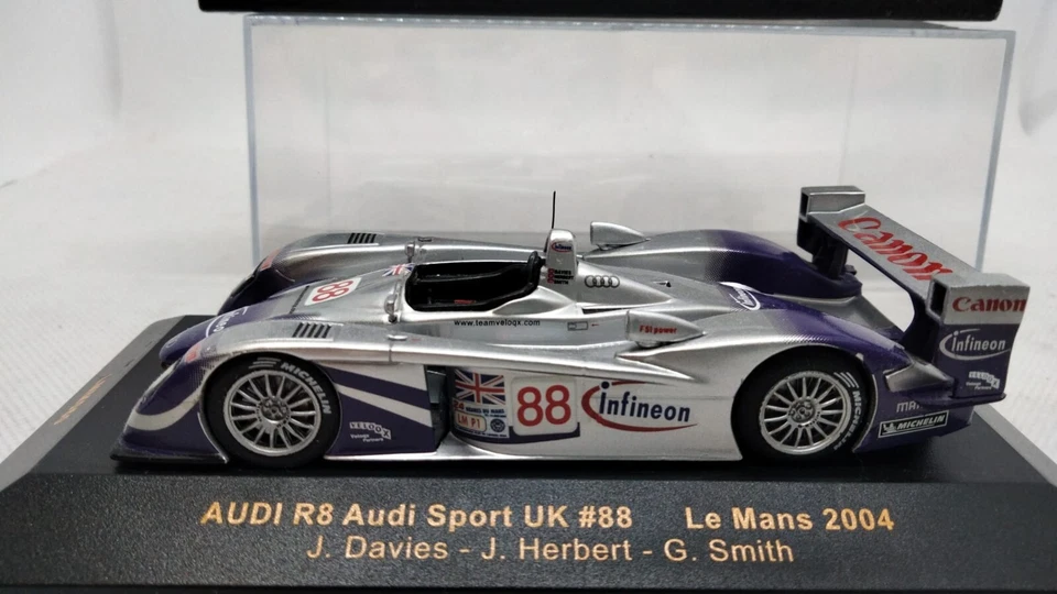 IXO AUDI R8 SPORT UK NR 88 LE MANS 2004 DAVIES - HERBERT - SMITH SCALA 1:43 - Immagine 2 di 4
