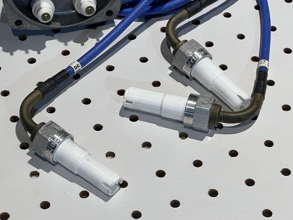 2 Bendix Ignition Wire Harnesses Kelly Aerospace 6Cylinder