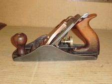 Vintage Stanley Bailey No 4 1/2 heavy cast plane, unusual lever cap