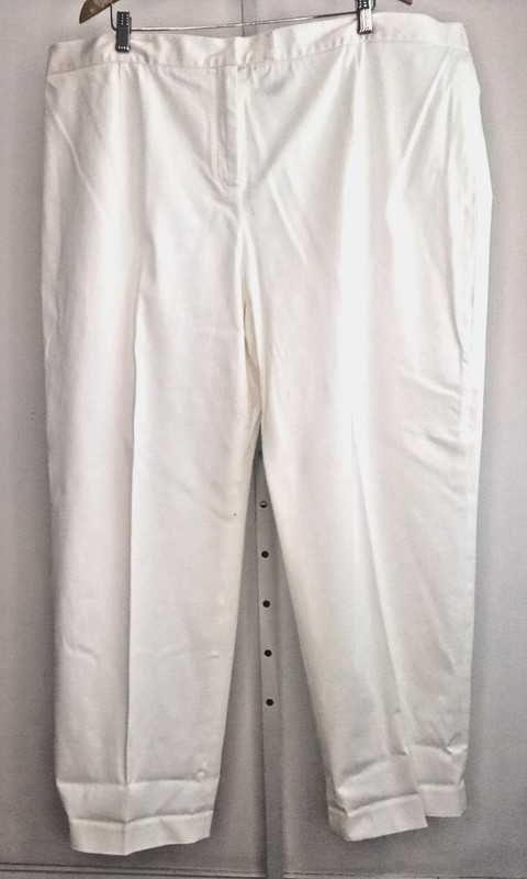 Bloomingdales WHite Cotton Trousers, Plus sz 24W