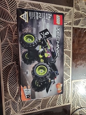 Lego Technic Monster Jam Grave Digger Building Set (NWT)