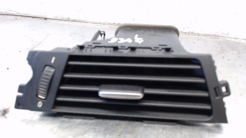 Lüftungsgitter unten aussen L 64229130459 BMW 320d DPF E90 / E91/ 2010-2011