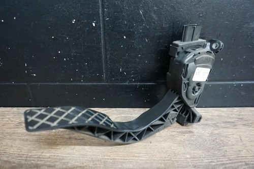 Audi A6 4F C6 A4 8K Gaspedal 8K1721523 Gaswertgeber Schaltgetriebe Original