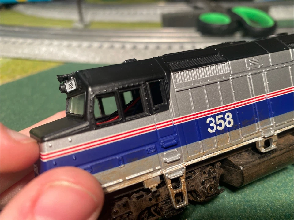 Walthers escala Ho Amtrak F40PH (leer) Foto 3 de 4