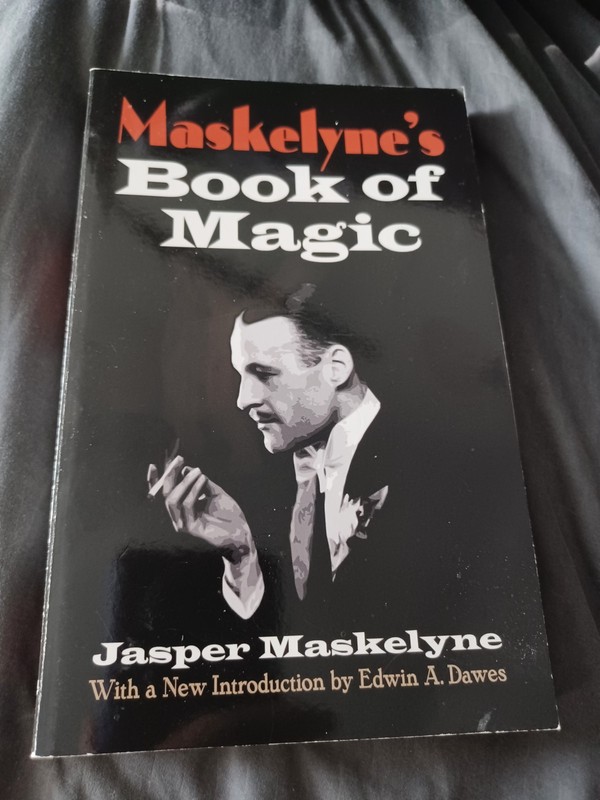 Maskelyne Book of Magic (Dover Magic Books) - Dawes, Edwin 