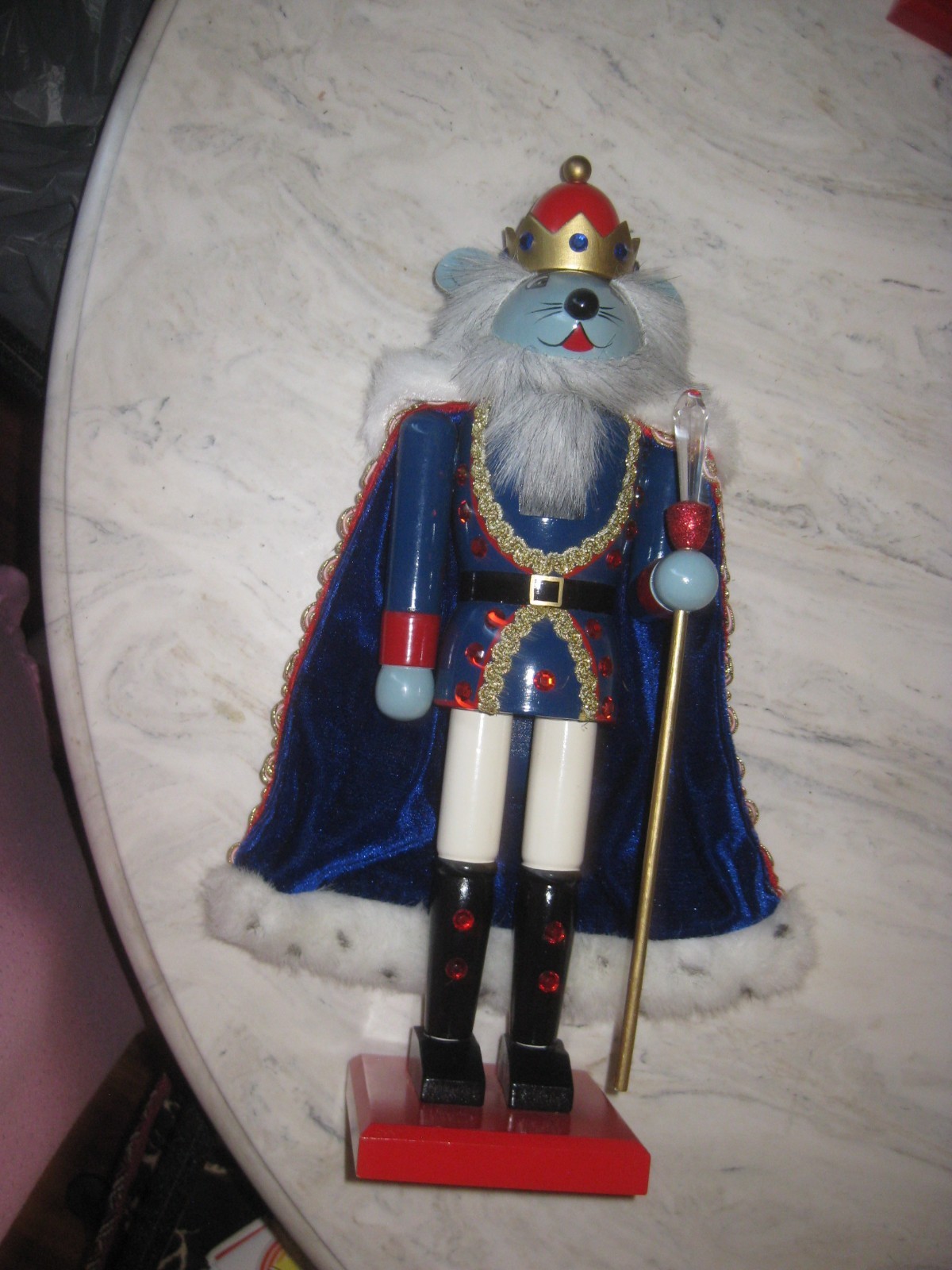 Picture 2 of 9