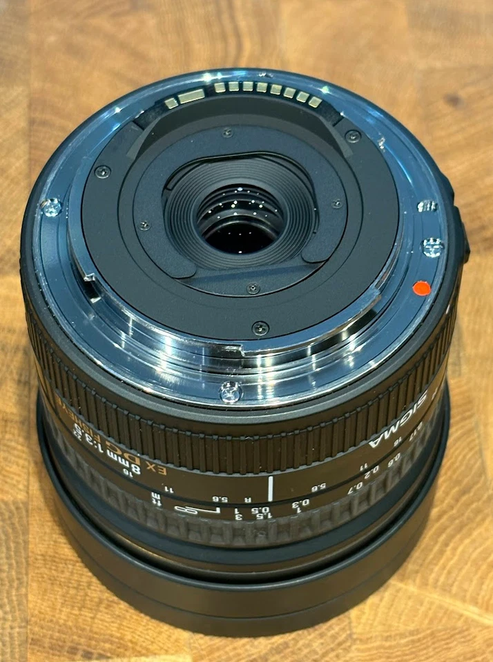  Sigma 8mm/f3.5 EX DG  Fisheye. Canon EF fit. Mint condition. - Image 4 of 4