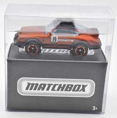 Matchbox Superfast 1985 Porsche 911 Rally bronze brown. 2019 Toy Fair. Box