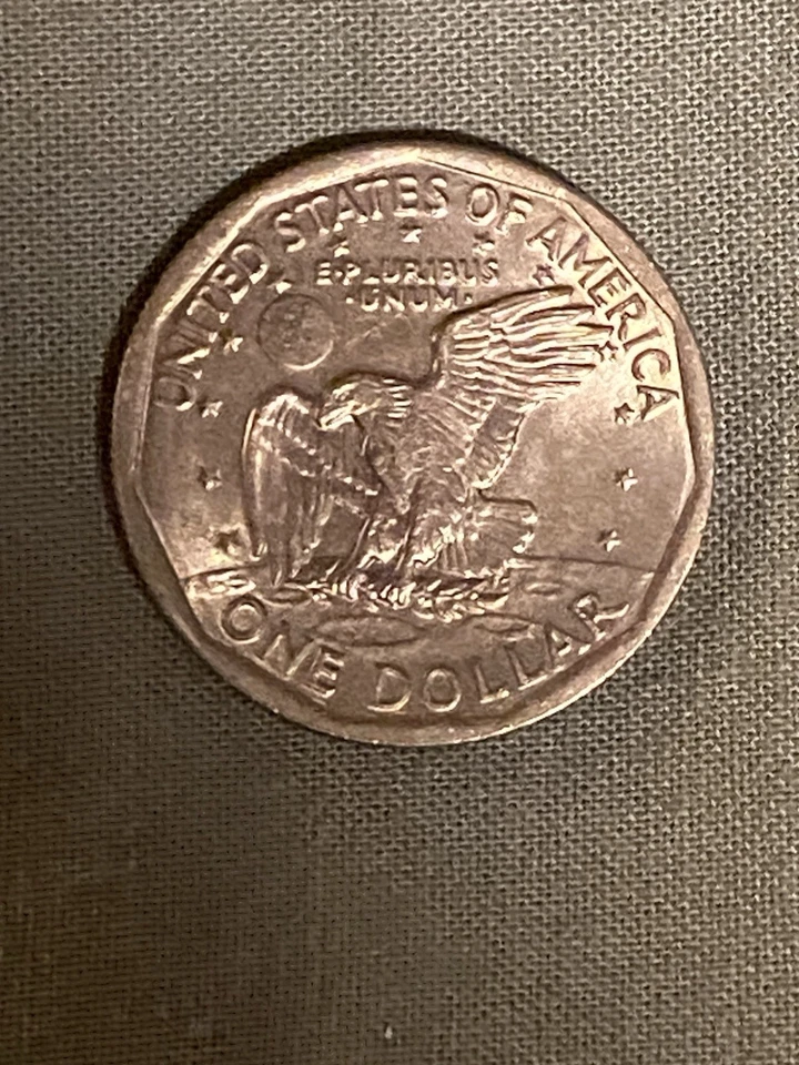Dólar Susan B. Anthony 1979 P-FG. En buen estado con pocos daños Foto 2 de 2