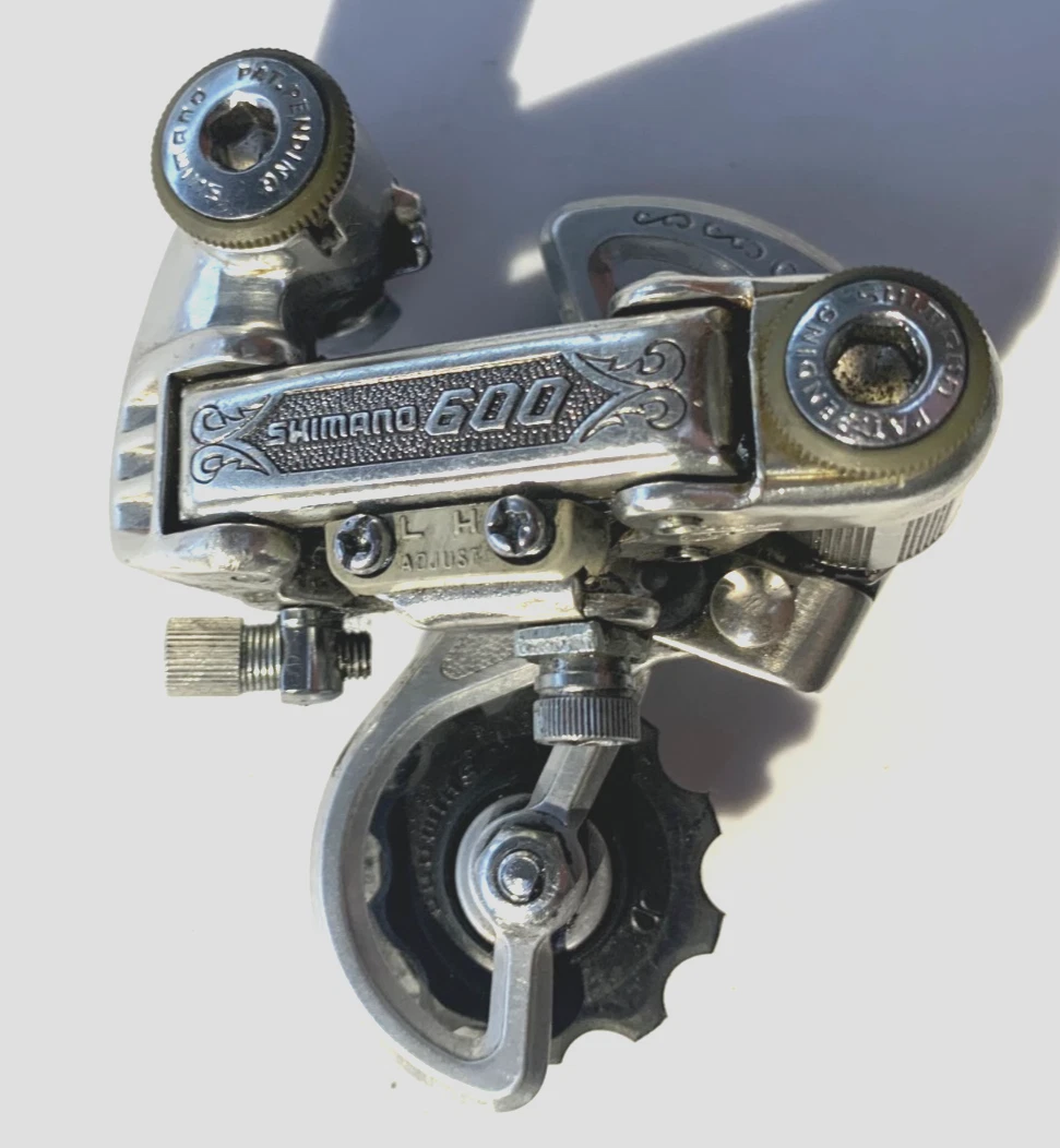 Dérailleur Arrière Shimano 600 AX RD-6300 – Cage Courte – Vintage Années 80 – NOS