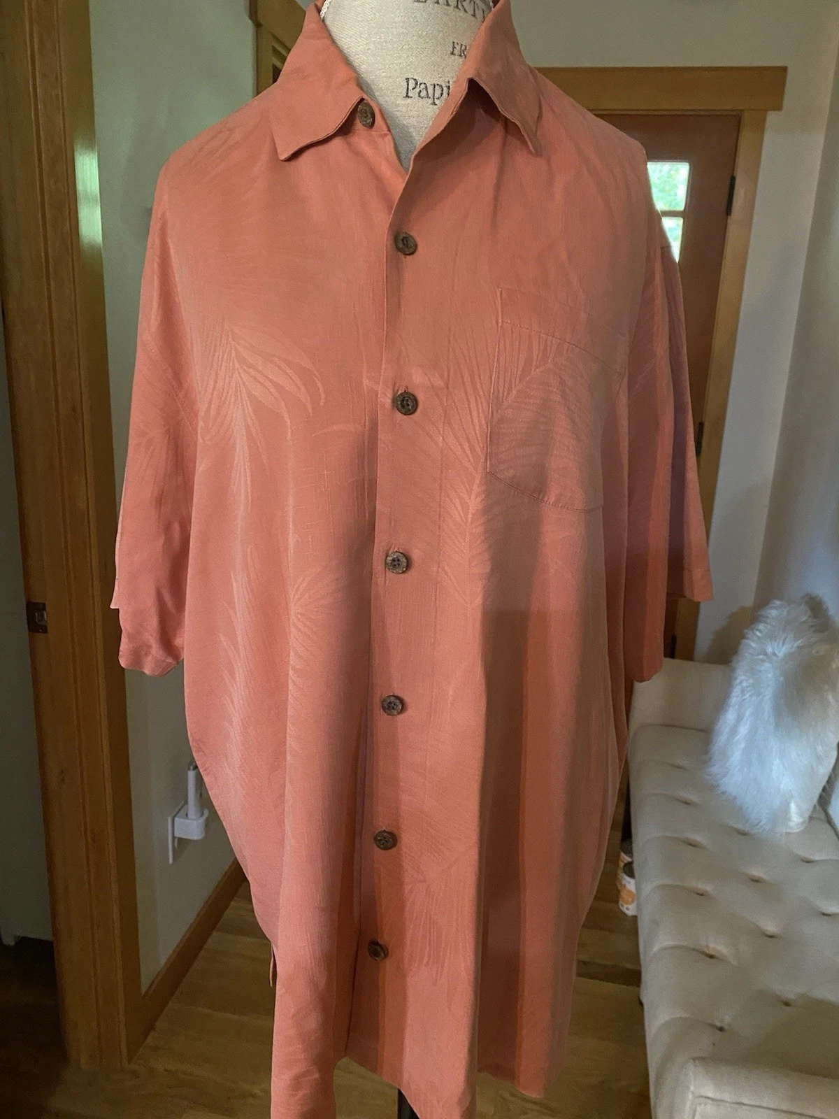 Tommy Bahama Mens Shirt XL Original Fit Peach Orange Hawaiian 100% Silk EUC w2