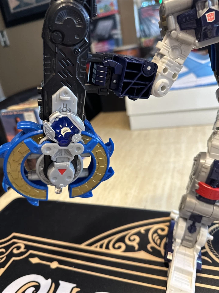 Hasbro Takara Cybertron Metroplex Transformers Autobot 05 Primus LM74 Planet KEY - Image 2 of 4