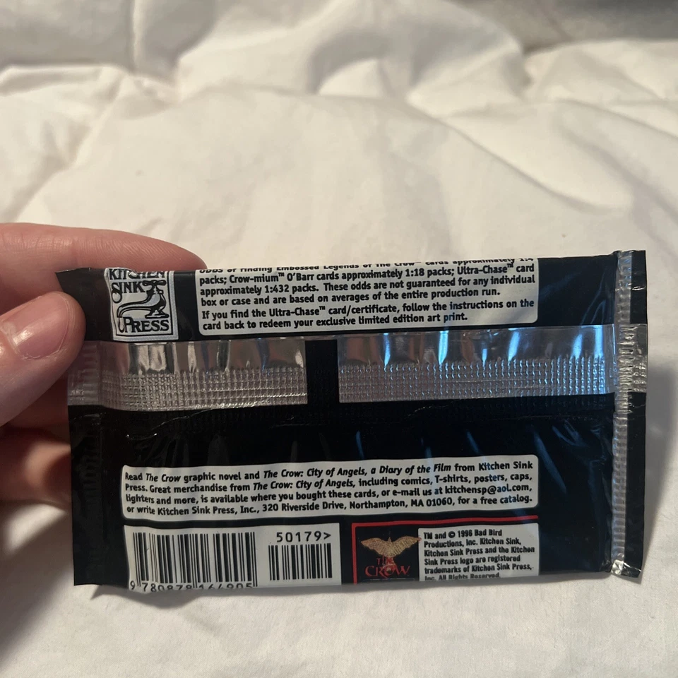 *SELLADO* Paquete de 8 cartas coleccionables de la película The Crow City of Angels + 1 tatuaje 1996 Foto 2 de 4